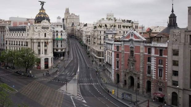 gran via madrid vacia